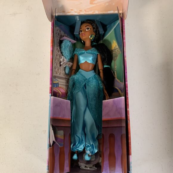 Princess JASMINE Doll with Brush for Kids, Aladdin, 11.5" Tall - Picture 7 of 7